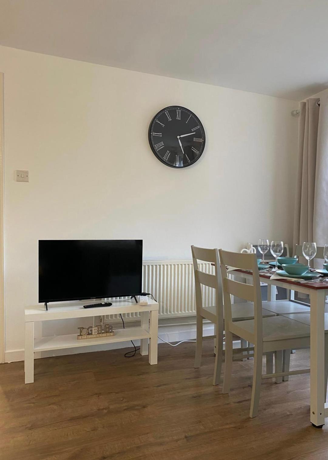 Modern Entire Apartment In Kings Cross St Pancras London Eksteriør billede