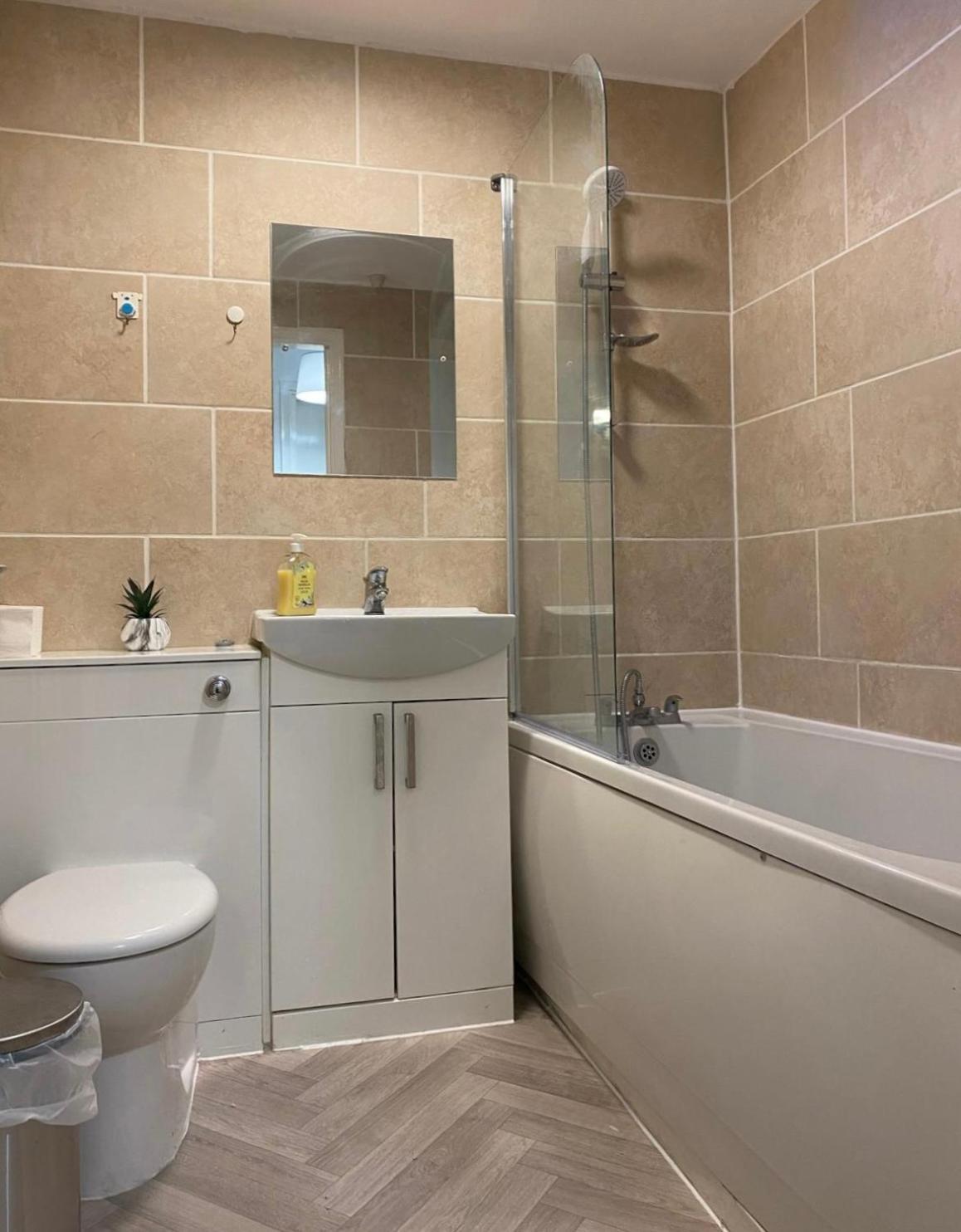 Modern Entire Apartment In Kings Cross St Pancras London Eksteriør billede