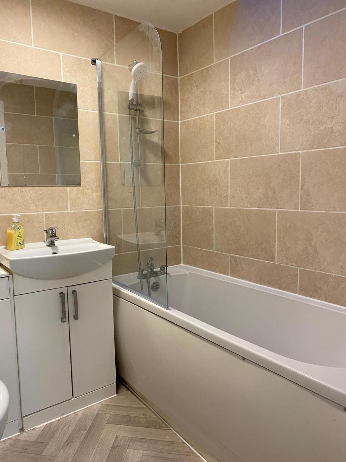 Modern Entire Apartment In Kings Cross St Pancras London Eksteriør billede